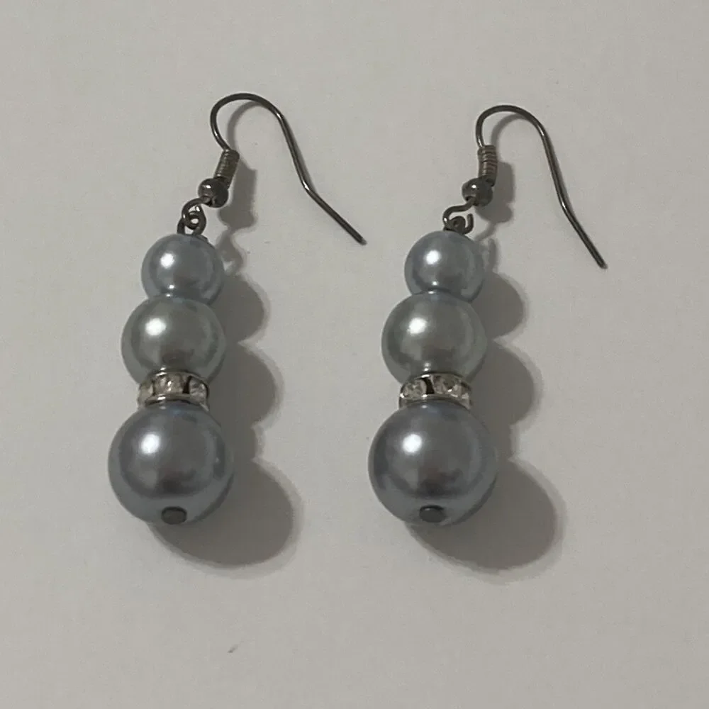 Gray Silver Round Beaded Rhinestone Necklace Drop Earring Lot Barrel Screw Clasp